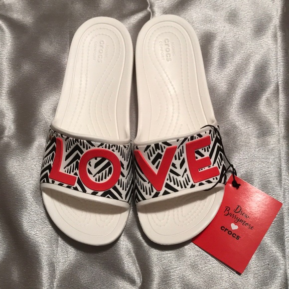 drew barrymore crocs love